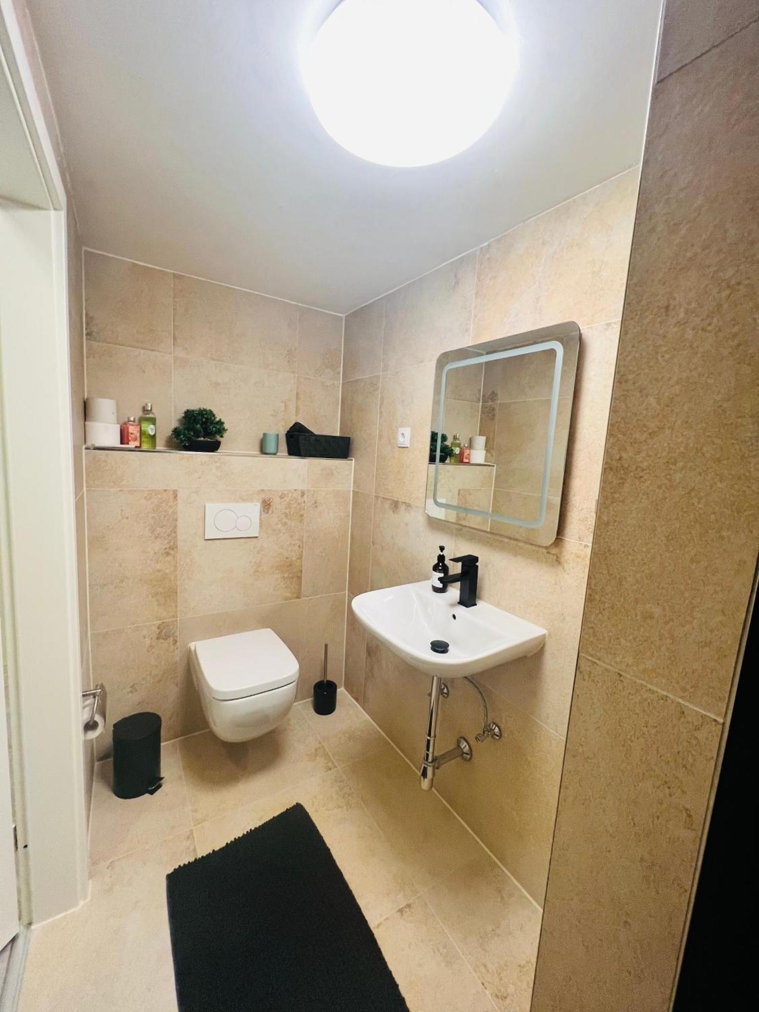 La Apartment Hemhofen Exteriör bild